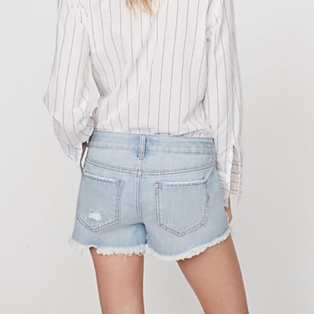Express Low Rise Floral Embroidered Shorts - Picture 8 of 8